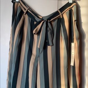 Multi-Striped Wide leg Pants